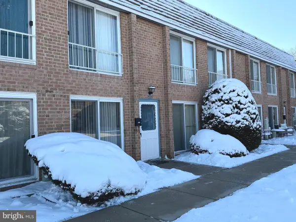 422 Brandywine Ct, WARMINSTER, PA 18974