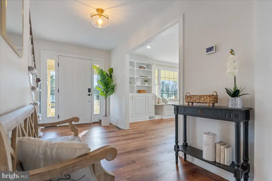 204 Woodland Dr, Doylestown, PA 18901 - #3