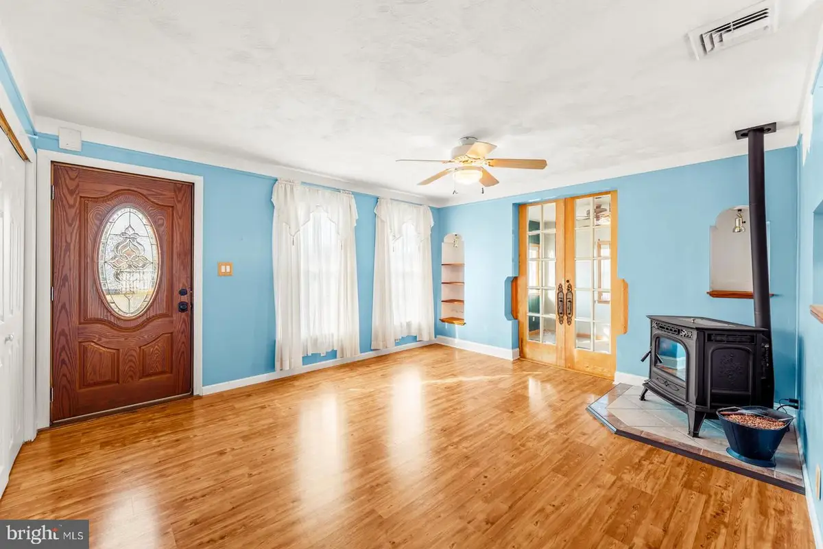 215 Blough Ct, Fairless Hills, PA 19030 - Image #1