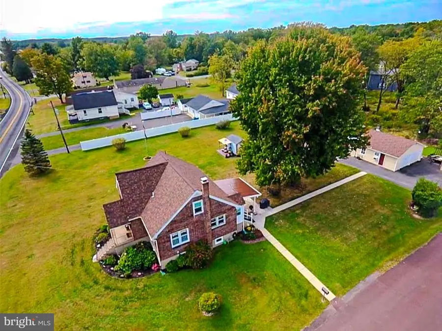 154 Trumbauersville Rd, Quakertown, PA 18951 - Image #2