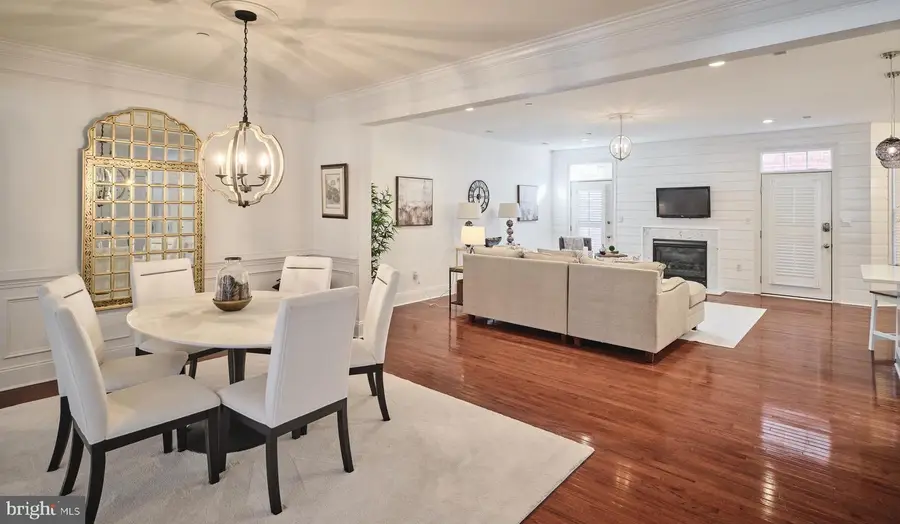 21 S Lincoln Ave, Newtown, PA 18940 - Image #2