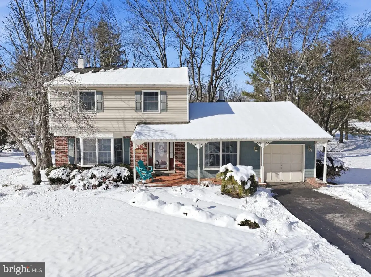5 Brook Ln, Chalfont, PA 18914 - Image #1