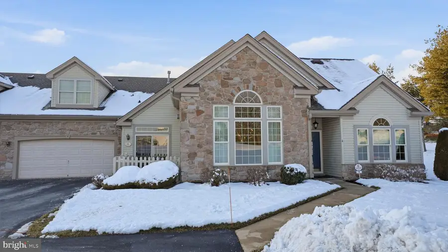 4 Legacy Oaks Dr, Richboro, PA 18954 - Image #2