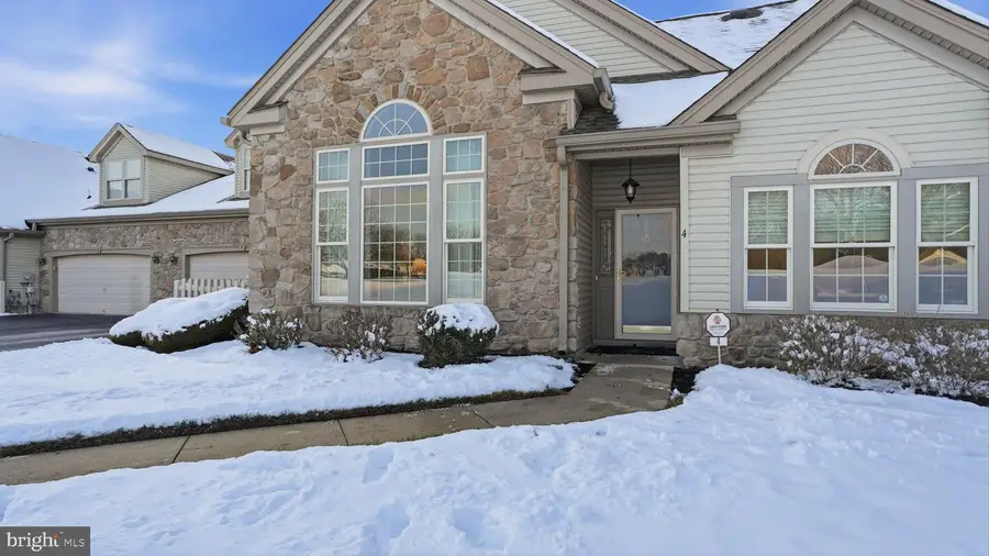 4 Legacy Oaks Dr, Richboro, PA 18954 - Image #3