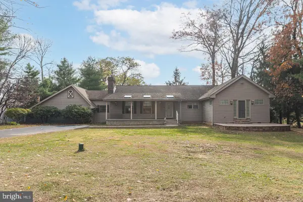 612 Double Woods Rd, LANGHORNE, PA 19047