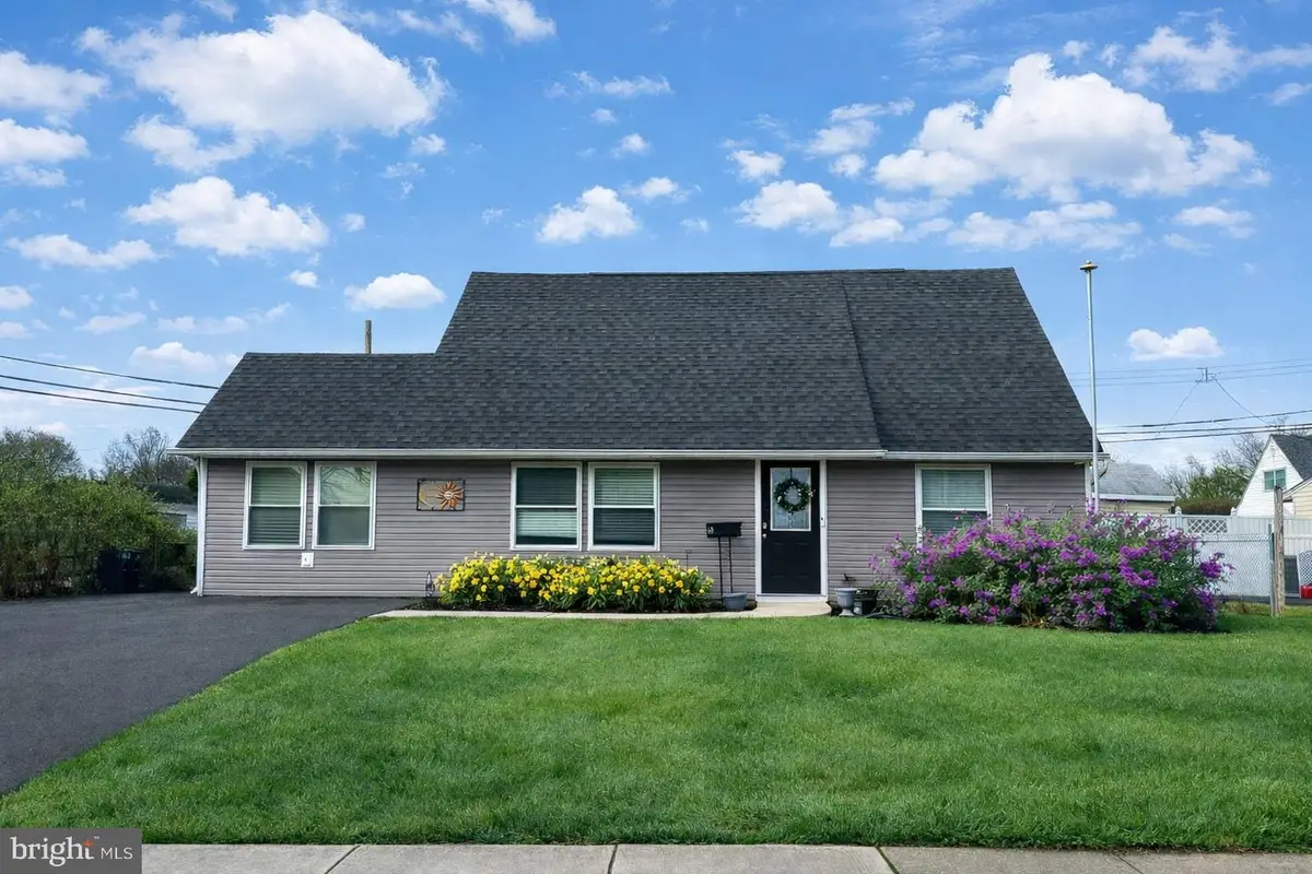 5 June Rd, Levittown, PA 19056 - Image #1