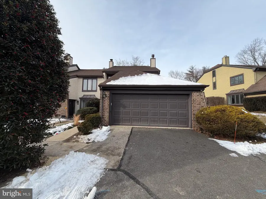 20 Independence Pl, Newtown, PA 18940 - #2