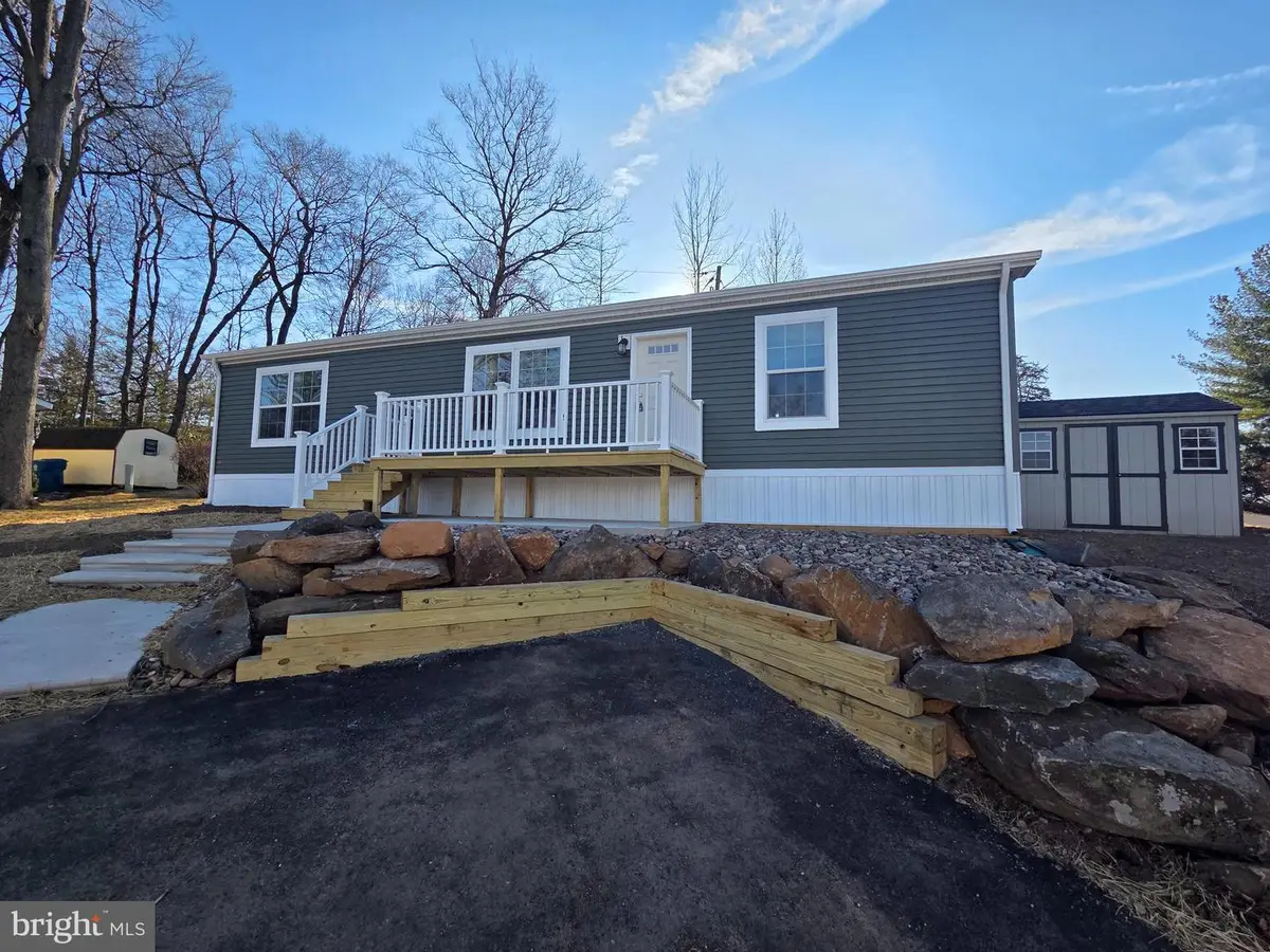 9 Woodedge Dr, Quakertown, PA 18951 - #1