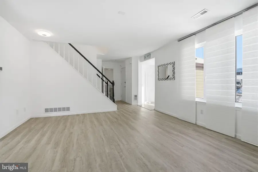 710 Trowbridge Dr, Southampton, PA 18966 - #3