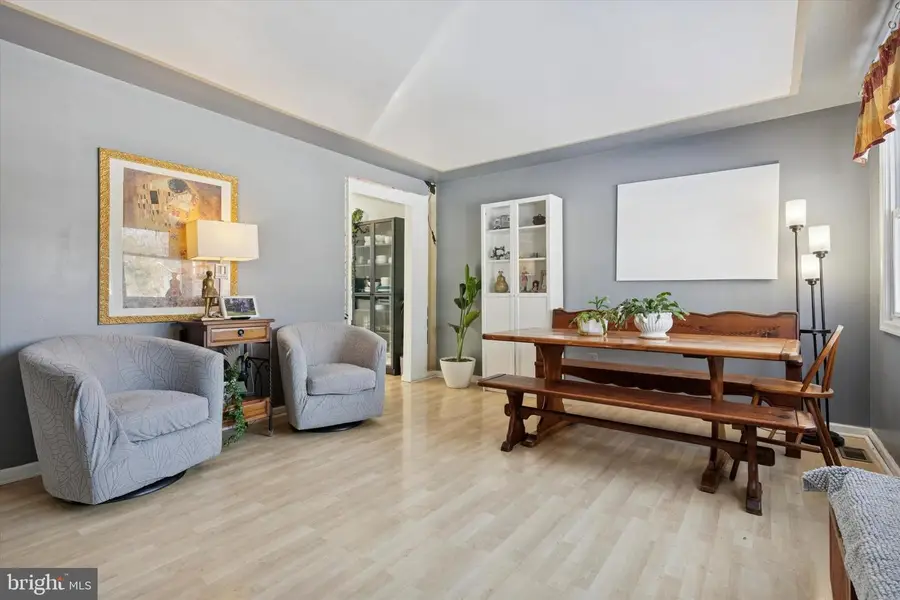 15 Maple Ave, Line Lexington, PA 18932 - Image #3