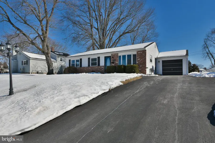 279 Gibson Ave, Warminster, PA 18974 - Image #3