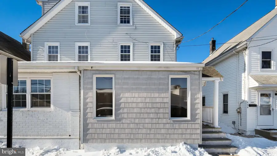 460 Logan St, Bristol, PA 19007 - #2