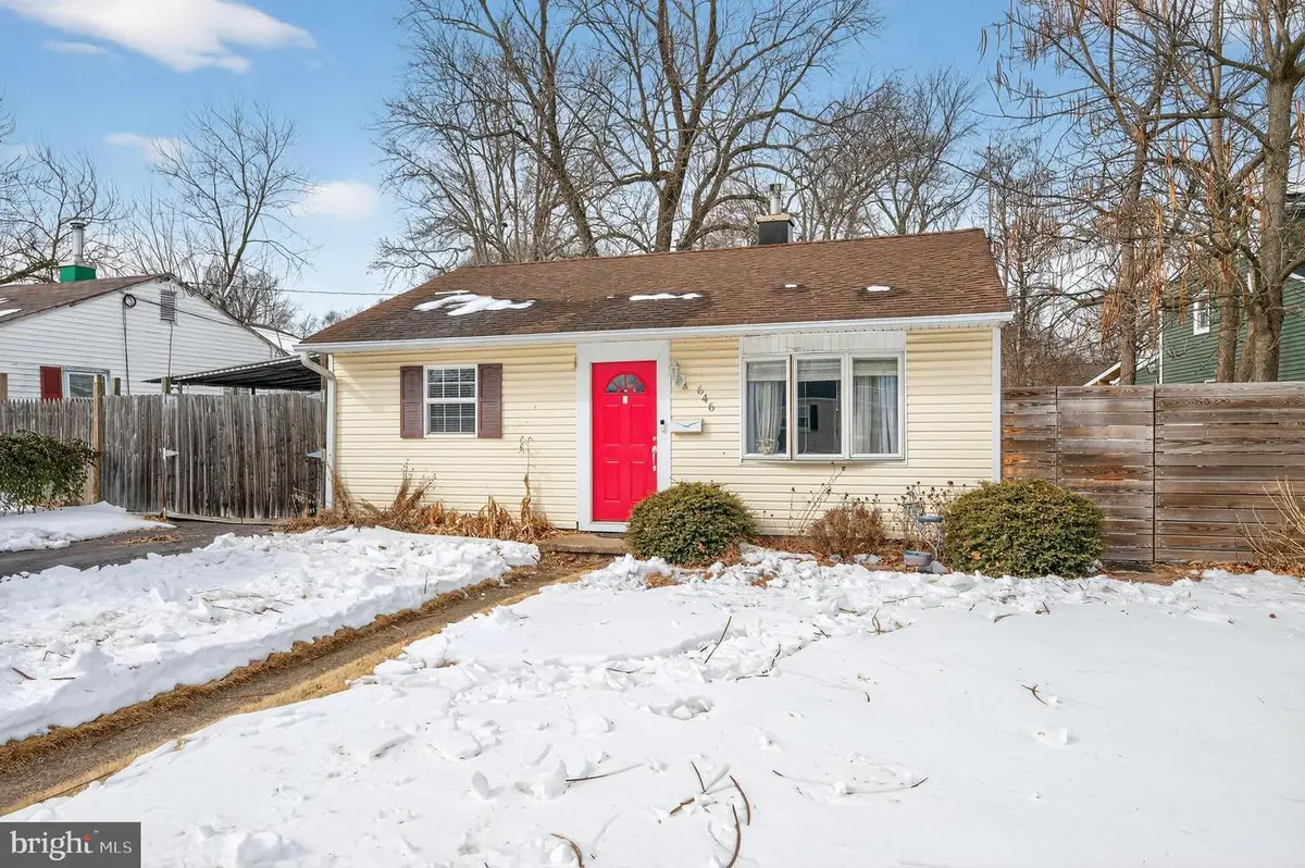 646 Barclay Ave, Morrisville, PA 19067 - #1