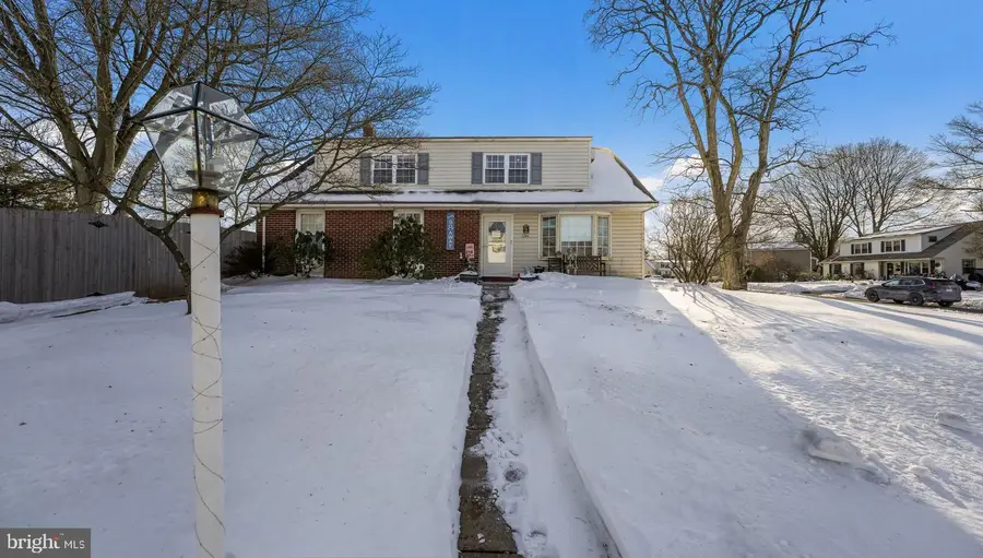 1246 Victoria Rd, Warminster, PA 18974 - Image #3