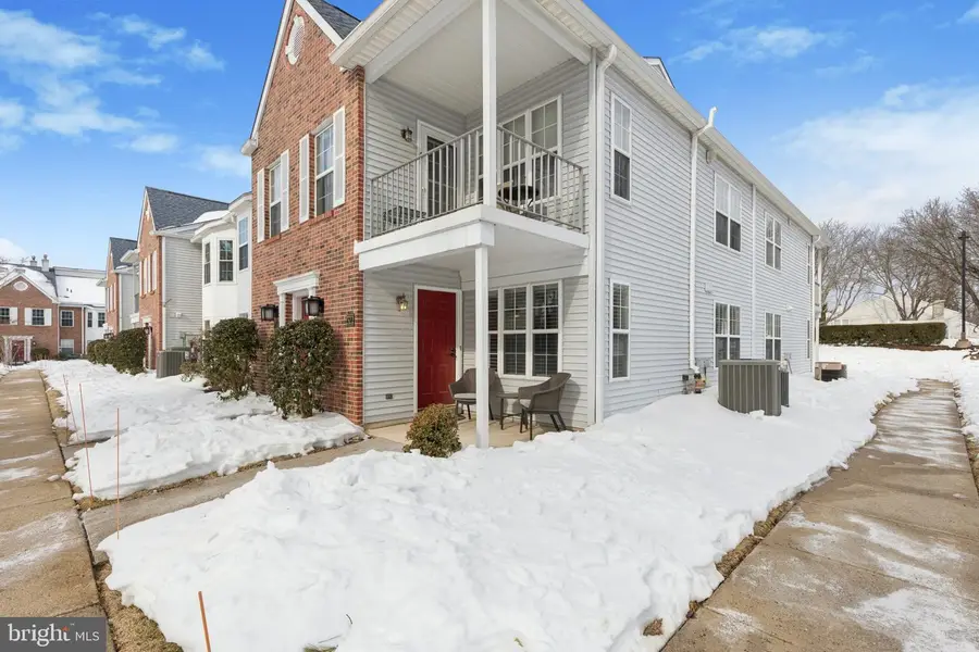 322 Fountain Farm Ln, Newtown, PA 18940 - #2