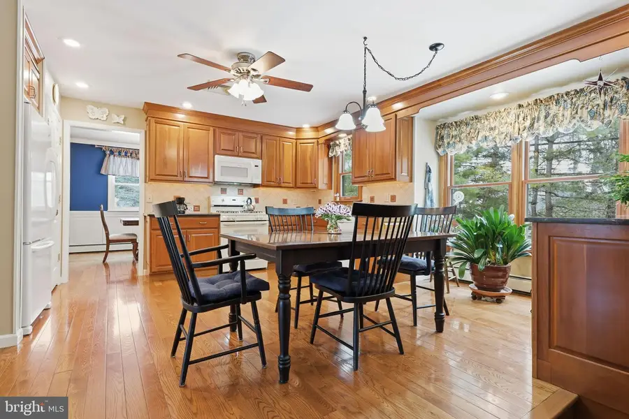 297 Cliveden Dr, Newtown, PA 18940 - #3