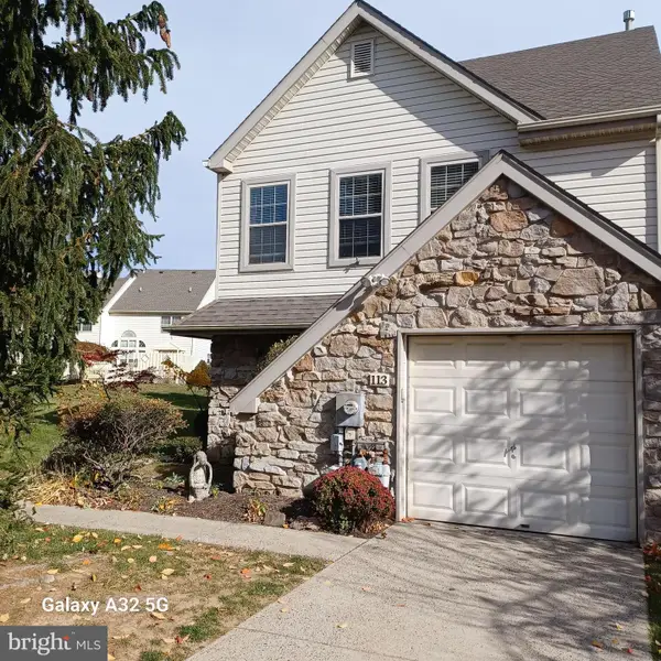113 Glennbrook Ct, CHALFONT, PA 18914