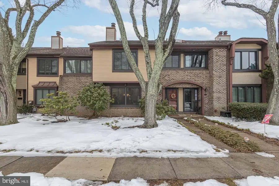 25 Independence Pl, Newtown, PA 18940 - #2