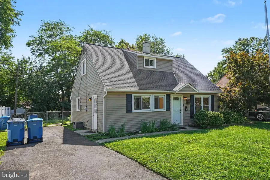 594 Rosemar Dr, Yardley, PA 19067 - #3