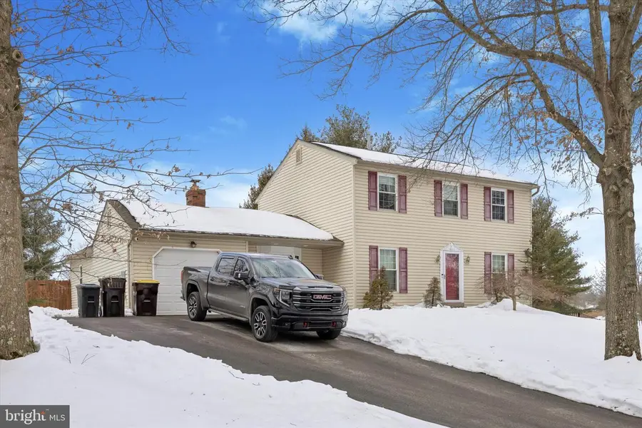 121 Steeplebush Dr, Perkasie, PA 18944 - #2