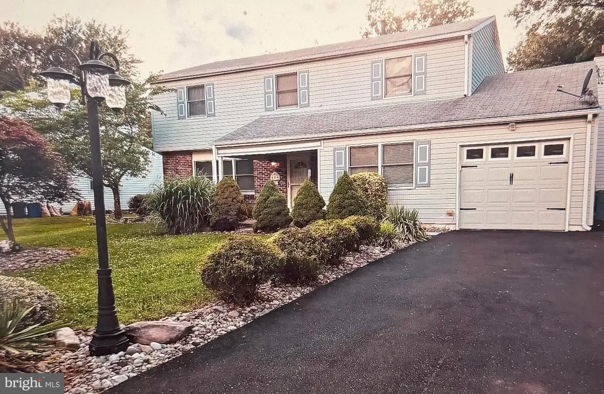 854 Phillips Rd, Warminster, PA 18974 - #1