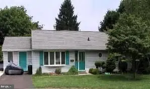 433 Austin Cir, FAIRLESS HILLS, PA 19030