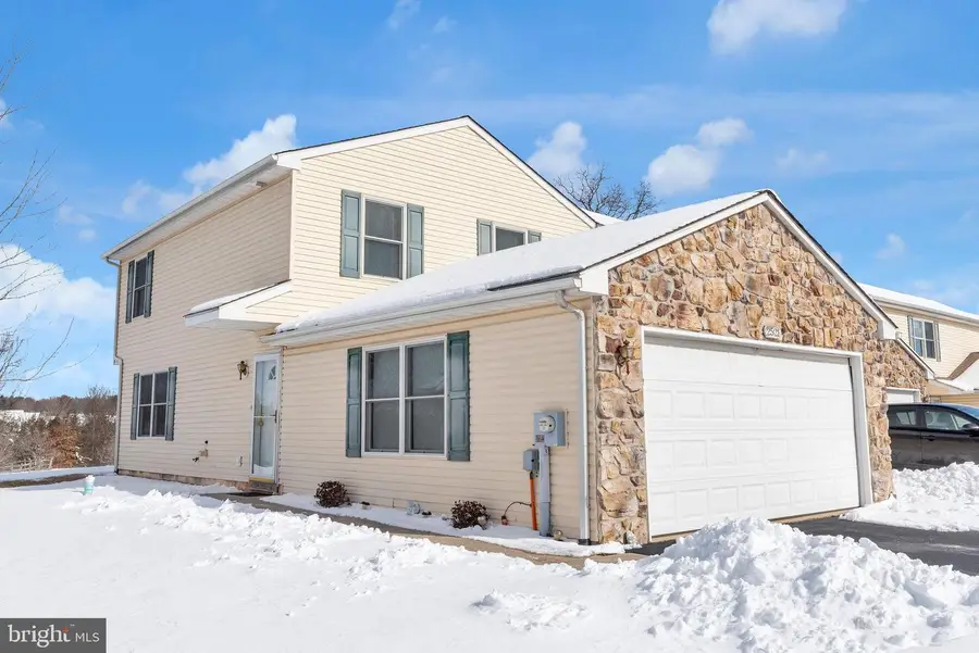 2521 Emerald Ln, Quakertown, PA 18951 - #2