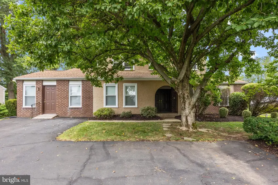 840 Davisville Rd, Warminster, PA 18974 - #2