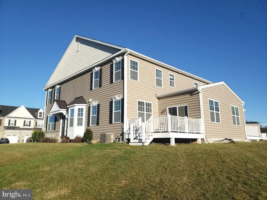 323 W Boulder Dr, Chalfont, PA 18914 - #2