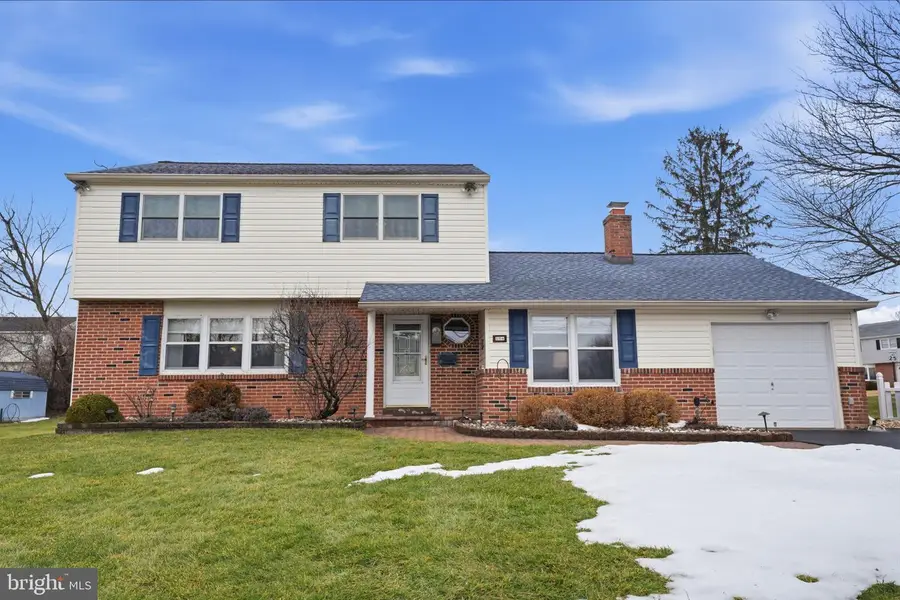 194 Gibson Ave, Warminster, PA 18974 - #2