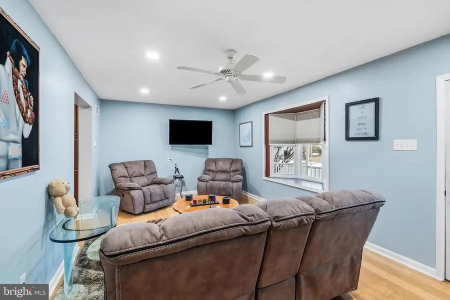 541 Stanford Rd, Fairless Hills, PA 19030 - #3