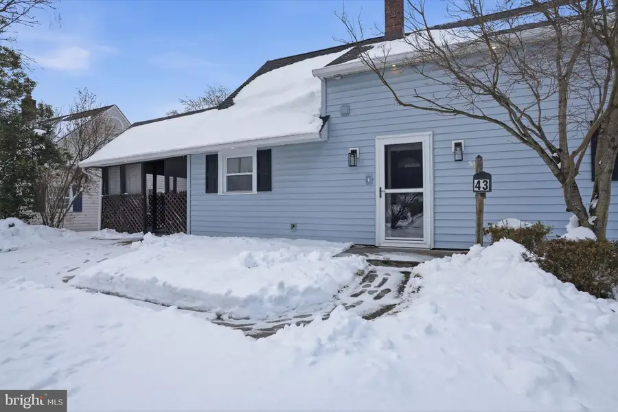 43 Russett Ln, Levittown, PA 19055 - #3