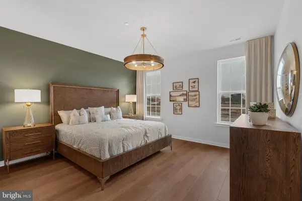 16 Ivy Ln #90, LEVITTOWN, PA 19055