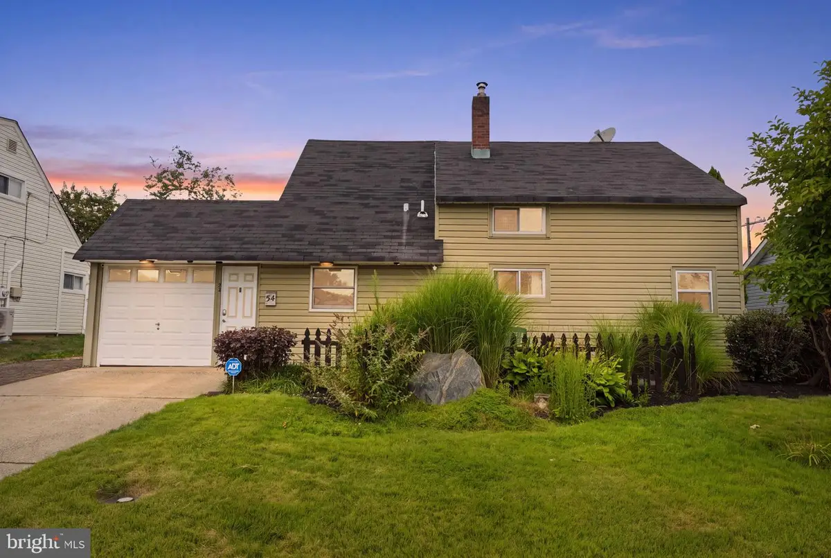 34 Ridge Ln, Levittown, PA 19055 - #1
