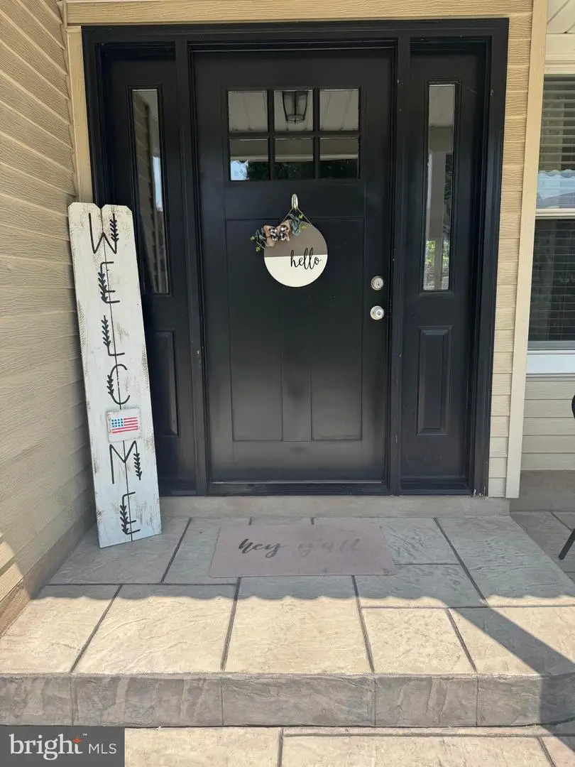 36 Fieldstone Dr, Holland, PA 18966 - #2