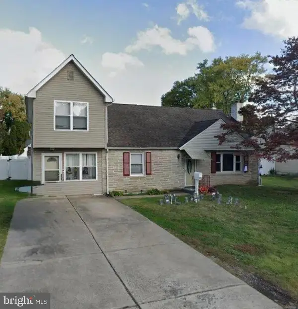 1306 New Chestnut St, BRISTOL, PA 19007