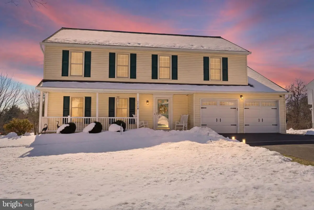 348 Burgundy Ln, Newtown, PA 18940 - #1