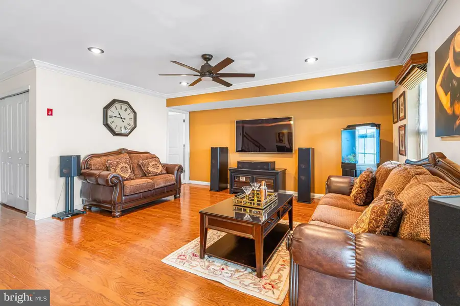 162 Carters Mill Rd, Feasterville Trevose, PA 19053 - #3