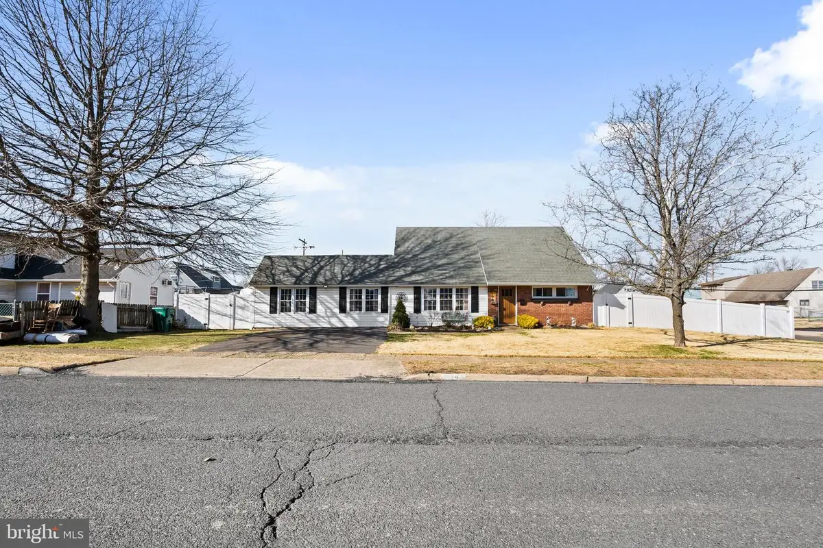 194 Cobalt Ridge Dr S #s, Levittown, PA 19057 - #1