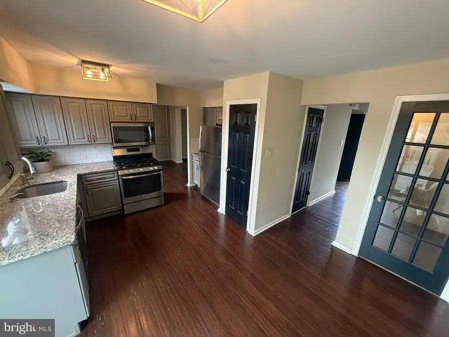 450 Dorchester Ln, Perkasie, PA 18944 - #2