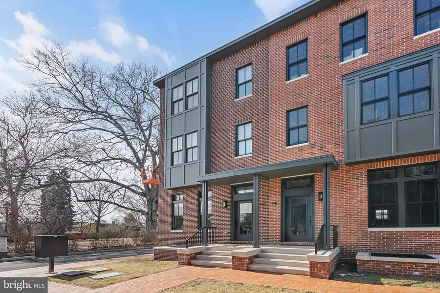 113 Thornton Ln, Newtown, PA 18940 - #2