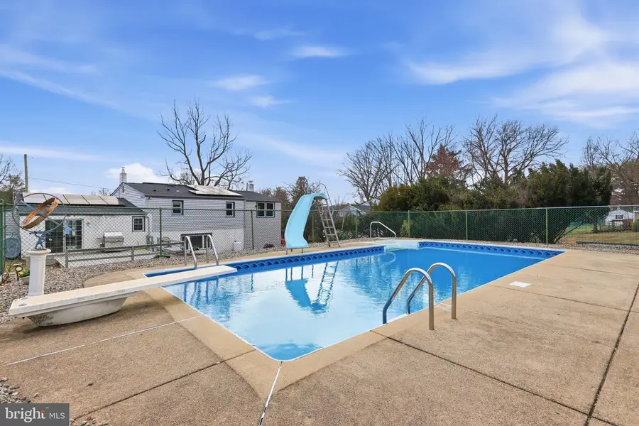 95 Longview Dr, Churchville, PA 18966 - #2