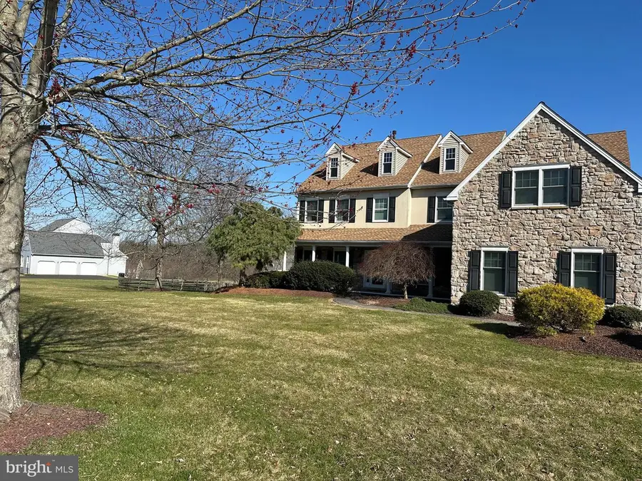 116 Brinkley Dr, Sellersville, PA 18960 - #2