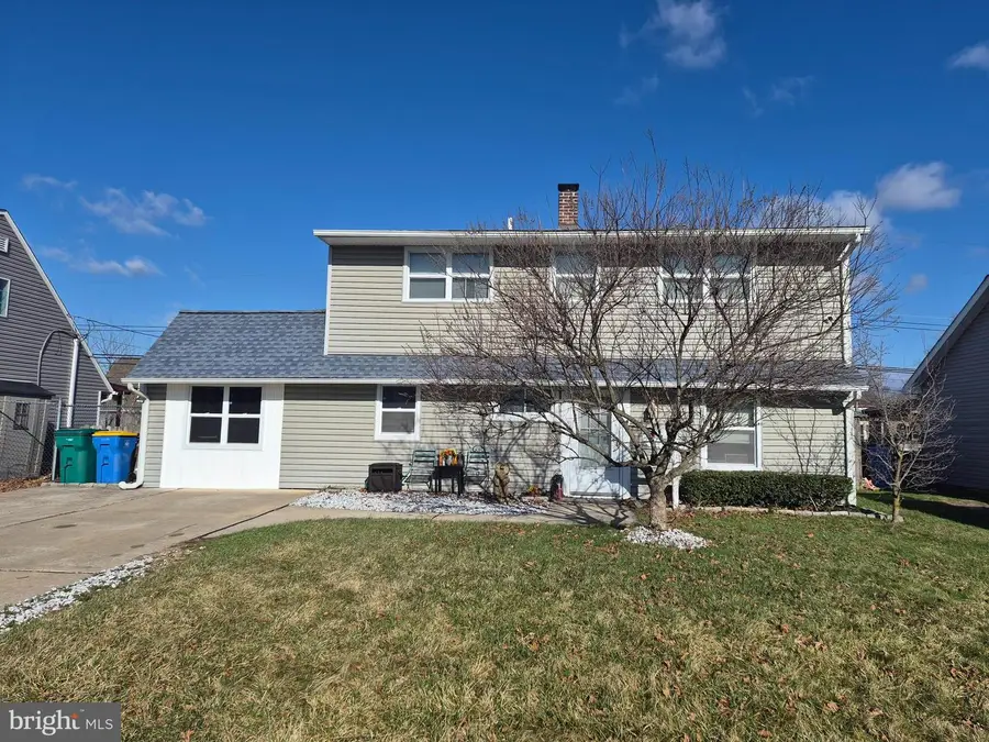 45 Coral Ln, Levittown, PA 19055 - #2