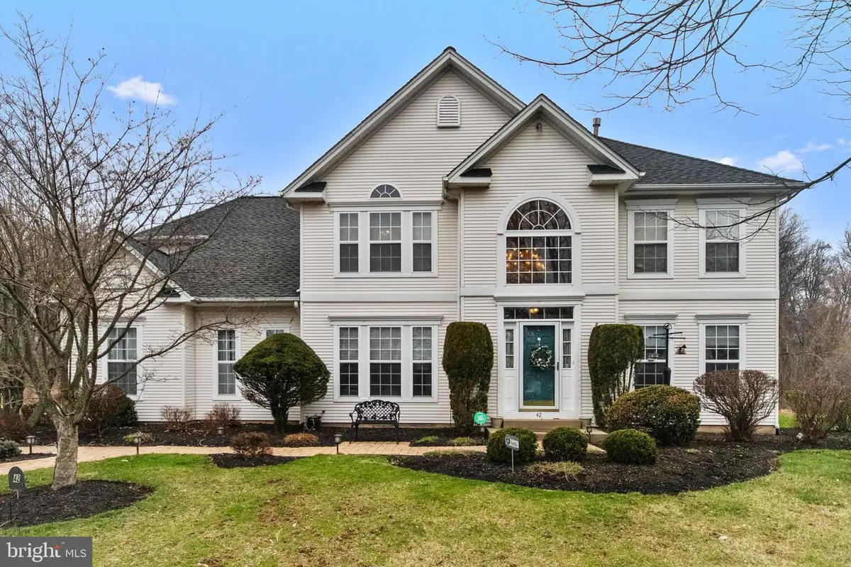 42 Devon Rd, Newtown, PA 18940 - #1