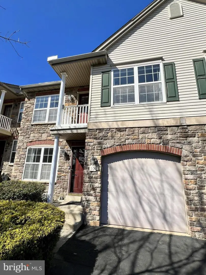 10 Dukes Way, Feasterville Trevose, PA 19053 - #1