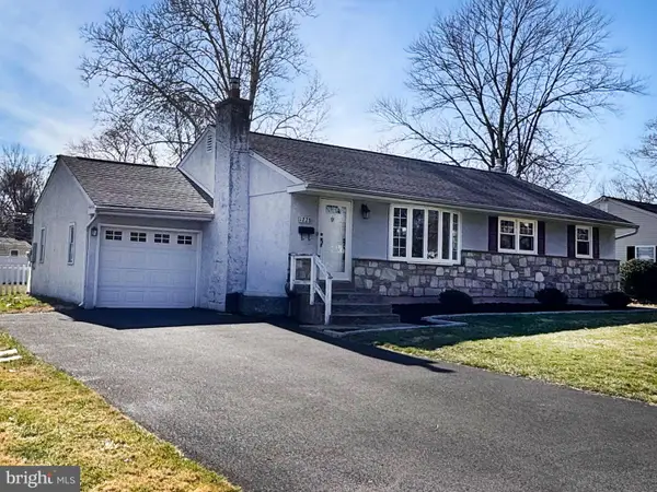1228 Clyde Rd, WARMINSTER, PA 18974