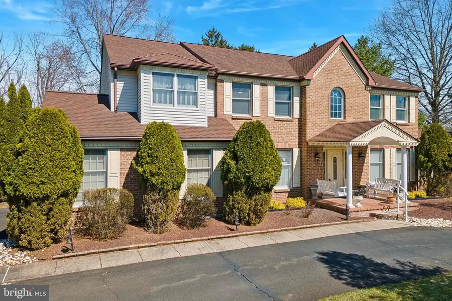 137 Briarwood Dr, Southampton, PA 18966 - #3