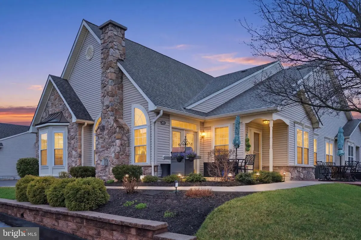 267 Shady Brook Dr #238, Langhorne, PA 19047 - #1