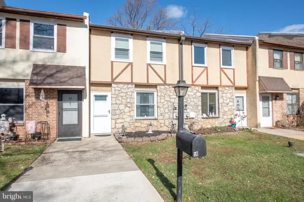 1000 Jacksonville Rd #18, WARMINSTER, PA 18974